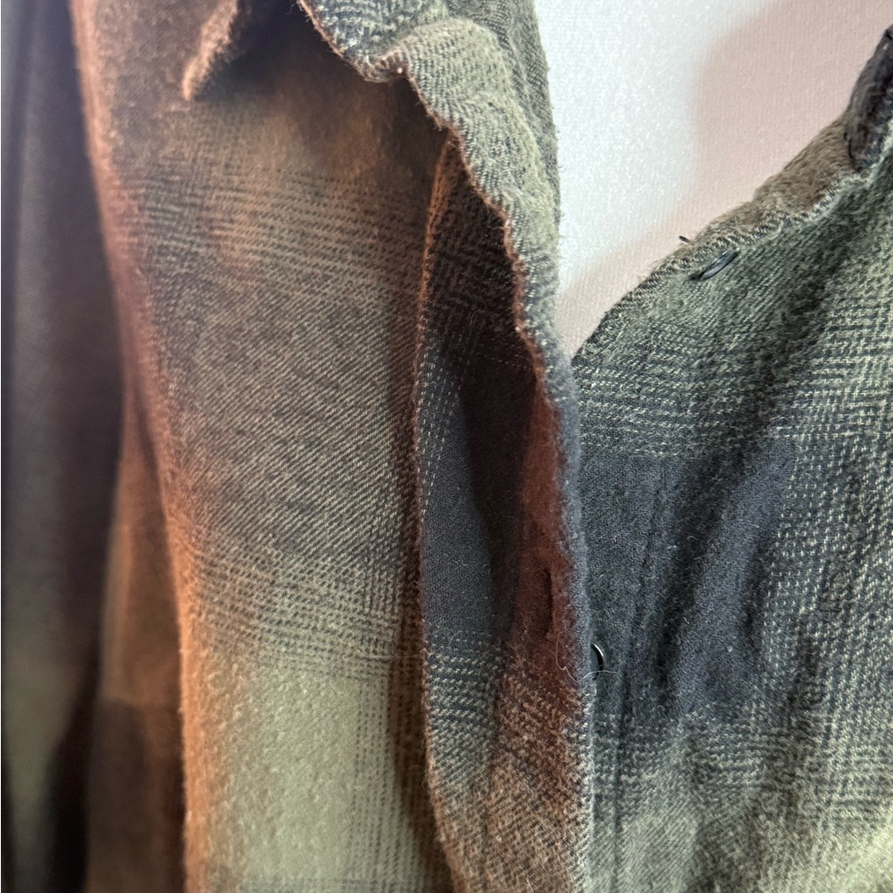 Lisa Rinna Collection Olive flannel button down - Picture 2 of 4